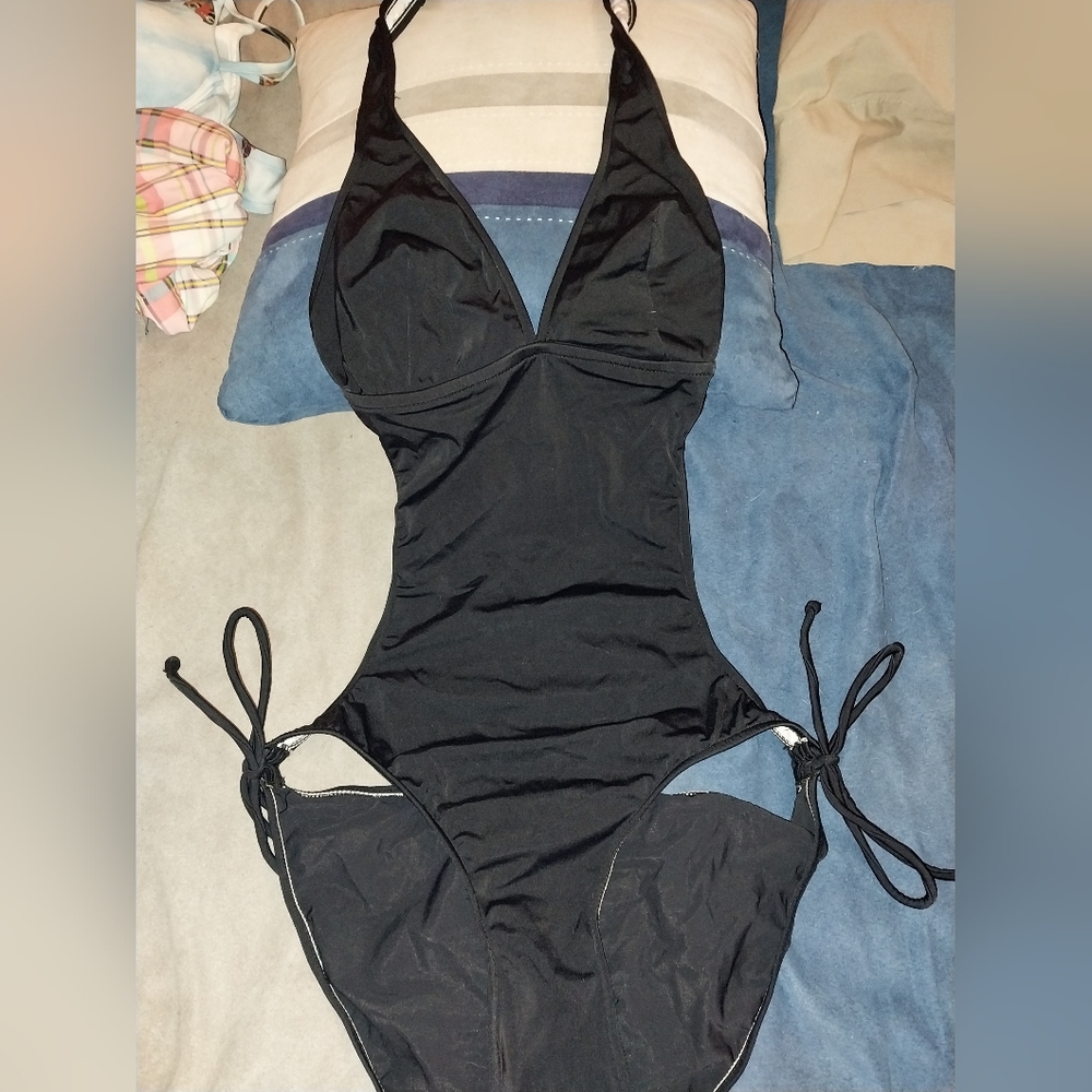 NWOT Venus Swimwear One-Piece